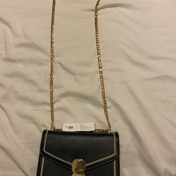 Black Leather shoulder bag Gold Chain and clip - Picture 7 of 7